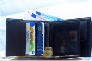 Εφορία-Επιδοτήσεις: O Αύγουστος των δηλώσεων - Και έξι διαφορετικές μέσα στην καρδιά του καλοκαιριού - εικόνα 2