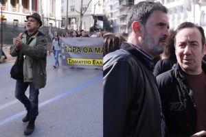 Τέμπη: Ο μηχανοδηγός κατάλαβε ότι κάτι δεν πήγαινε καλά - Τηλεφωνούσε επί 17 λεπτά για να αποτρέψει την τραγωδία