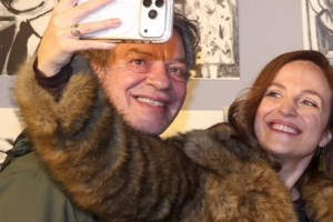 Αλίκη Βουγιουκλάκη: Στα 3,5 εκατ. ευρώ η τιμή του ιστορικού ρετιρέ της - Γιατί είναι δύσκολο να πωληθεί