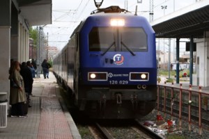 Τέμπη: Ικανός και πανέτοιμος να κάνει μόνος του υπηρεσία δήλωνε ο μοιραίος σταθμάρχης - Τι κατέθεσαν οι συνάδελφοί του