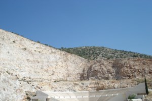 Νίκαια: "Δεν είναι η πεθερά μου, πήγε να με βιάσει" λέει τώρα ο 58χρονος που έριξε καυστικό υγρό στην 64χρονη