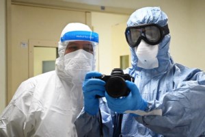 Ινδία: Ακαριαίος θάνατος για φαρμακοποιό που δοκίμασε "φίλτρο" δικής του επινόησης για τον κορονοϊό