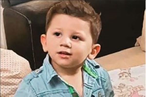 Ηράκλειο: Συγκίνηση, λευκά μπαλόνια και μαντινάδες στο μνημόσυνο για τον μικρό Άγγελο