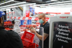 Κορονοϊός - Γερμανία: Ξεπέρασαν τους 5.000 οι νεκροί, σχεδόν 150.000 τα κρούσματα