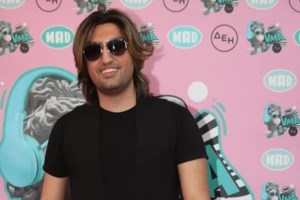 Δημήτρης Σχοινάς: Ο γιος της Γαρμπή και του Διονύση Σχοινά εξομολογείται - "Λόγω των γονιών μου, έχουν ανοίξει πολλές πόρτες"