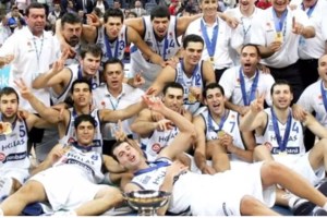 Παναθηναϊκός - Μπάσκετ: Με τρομερό τον Ουκάρο Γουάϊτ νίκησε δύσκολα 74-61 το Λαύριο και προκρίθηκε στον τελικό του Σούπερ Καπ [βίντεο]