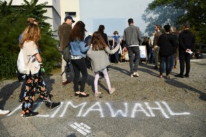 Κορονοϊός: Ανεβαίνουν συνεχώς τα νέα κρούσματα - 11.972 μολύνσεις, 2.000 επαναλοιμώξεις - 13 θάνατοι, 86 διασωληνωμένοι - εικόνα 3