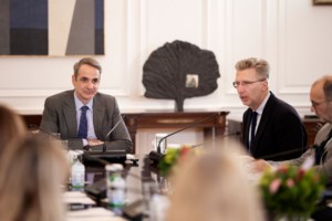 Μαρινάκης: Στόχος να κάνουμε παροχές με μόνιμα χαρακτηριστικά - Η αντιπολίτευση παίζει μικροκομματικά παιχνίδια με τα Τέμπη