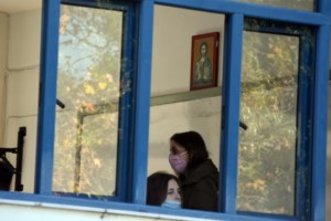 Πτώση οχήματος στο λιμάνι του Πειραιά - Επέβαιναν δύο γυναίκες