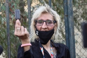 "Είμαι σοκαρισμένη από αυτά που ανακάλυψα", λέει η θεία της 12χρονης στον Κολωνό που ανακάλυψε τη φρίκη [βίντεο]