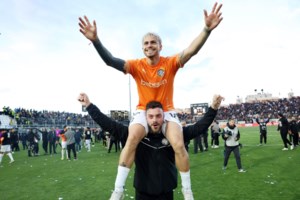 ΑΕΚ-Ολυμπιακός 2-0: Στον τελικό Κυπέλλου και τυπικά οι "ερυθρόλευκοι"- Κόντρα στον ΟΦΗ μετά από 35 χρόνια - εικόνα 2