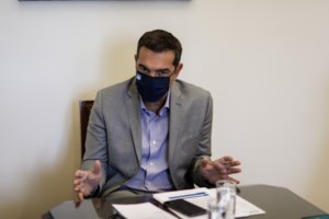 Η βόλτα του Αλέξη Τσίπρα στην Κοζάνη και ο διάλογος με τον ιδιοκτήτη ψησταριάς [βίντεο]