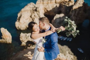 Γλυκά Νερά: Βίντεο με τον Αναγνωστόπουλο στον Κορυδαλλό - Σκότωσε τον σκύλο του και τώρα ταΐζει τις γάτες στη φυλακή