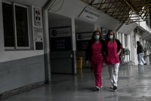 Πώς και γιατί "κοκκίνισε" η Αττική - Ποιες περιοχές της Αθήνας "βράζουν" από κορονοϊό - εικόνα 4