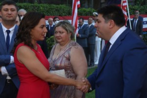 Ολγα Κεφαλογιάννη: Προειδοποιεί να μην την βγάλουν από την επιτροπή Θεσμών και Διαφάνειας - εικόνα 2