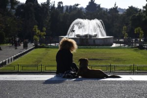 Ανοιξη... διαρκείας μέσα στον χειμώνα: Η εξήγηση των ειδικών - Πότε αλλάζει το σκηνικό του καιρού [βίντεο]