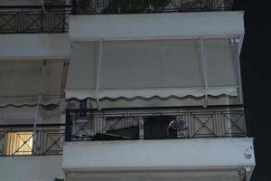 Τεράστια πυρκαγιά σε εμπορικό κέντρο της Μόσχας: Τουλάχιστον ένας νεκρός [βίντεο] - εικόνα 2