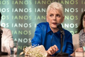 Έλενα Ακρίτα: "Σήμερα τη συμπαθούμε λίγο περισσότερο" - Η ανάρτηση για τη Νίκη Κεραμέως