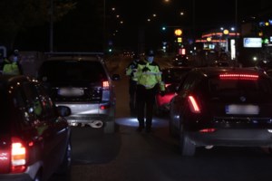 Οι λοιμωξιολόγοι βάζουν "φρένο" στην άρση του lockdown – Πιθανή έξοδος στις 14 Δεκεμβρίου - εικόνα 3