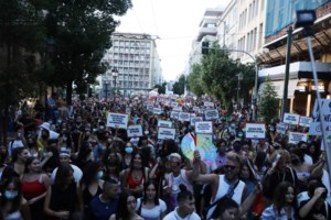 Στα σκαριά ακροδεξιό κόμμα με ομοφοβικούς και αντιεμβολιαστές; Το κείμενο των 160 κατά των ΛΟΑΤΚΙ και ο Φραγκούλης Φράγκος