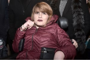 Η Μυρτώ της Πάρου έγινε 28 χρονών: "Κάθε μέρα μου δίνεις δύναμη και κουράγιο" - Τα λόγια ψυχής της μητέρας της - εικόνα 2