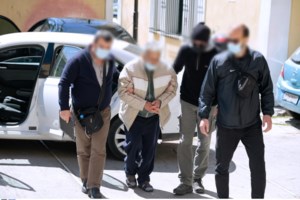 Σοκ στην Ισπανία με τον "κανίβαλο της Βέντας": Στραγγάλισε, τεμάχισε και έφαγε τη μητέρα του - εικόνα 2