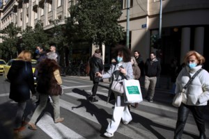 Την Τετάρτη οι αποφάσεις για τις μάσκες - Πού θα διατηρηθούν - Τι θα γίνει με τα αεροπλάνα