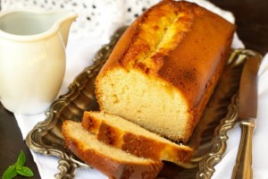 Συνταγή για αφράτο κέικ βερίκοκο - Μυρωδάτο, με πλούσια γεύση