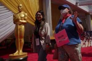 Θεσσαλονίκη: Μετατράπηκε σε... αρχηγείο της CIA το δημαρχείο για τις ανάγκες της ταινίας "The Bricklayer" [εικόνες] - εικόνα 7