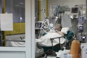 Κορονοϊός: Στα ύψη η Θεσσαλονίκη με 774 νέα κρούσματα και η Αττική με 646 - Συναγερμός μετά τα τριψήφια νούμερα σε επτά περιφέρειες - εικόνα 2