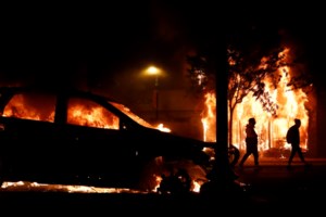 Τζορτζ Φλόιντ: Σε πλήρη κινητοποίηση η Εθνοφρουρά της Μινεσότα - εικόνα 2