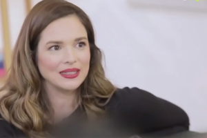 Τέλος τα μακριά μαλλιά για την Ευγενία Δημητροπούλου: Η εμφάνιση με ονειρεμένο φλοράλ φόρεμα και νέο κούρεμα - εικόνα 8