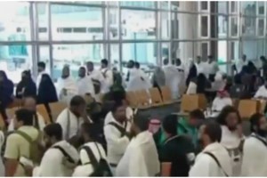 Bloomberg: Γιατί είναι δύσκολο να νικηθούν οι Χούθι - Δεν είναι μια άτακτη ομάδα μαχητών που πολεμούν με σανδάλια