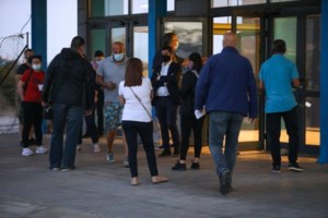 Εμβολιασμοί: Πότε ανοίγει η πλατφόρμα για τους 35-39 με όλα τα εμβόλια - 100.000 ραντεβού σε μια ημέρα για τους 40-44 - εικόνα 2