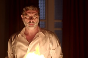 Άγριες Μέλισσες Spoiler: Όλοι εναντίον της Ελένης - Ποιοι συμμαχούν για να την καταστρέψουν