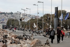 Εκτακτο επίδομα για τα ευάλωτα νοικοκυριά - Σκυλακάκης: Ενδεχομένως σήμερα οι ανακοινώσεις