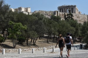 Τρεις πανέμορφες παραλίες με τιρκουάζ νερά - Μόλις μία ώρα και κάτι από την Αθήνα