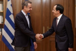 Μητσοτάκης για Τέμπη: Θα αλλάξουμε όσα μας πόνεσαν, θα τελειώσουμε το παλιό αναχρονιστικό κράτος - εικόνα 2