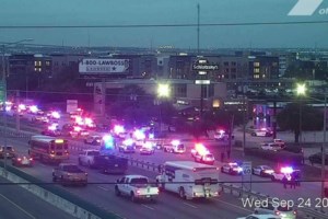 Ντάλας: Ένας νεκρός και δύο τραυματίες μετά τα πυρά σε κέντρο κράτησης για μετανάστες στο Τέξας - Αυτοκτόνησε ο δράστης - εικόνα 2