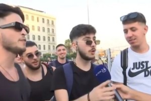 Πόρτο Ράφτη: Δημοσιογράφος έπεσε από τζετ σκι ενώ έκανε ρεπορτάζ  –  "Η αλήθεια είναι ότι φοβήθηκα" [Βίντεο] - εικόνα 4