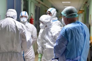 Δημοσκόπηση Pulse: Απίστευτο εύρημα - Οι μισοί Έλληνες πιστεύουν ότι ο κορονοϊός κατασκευάστηκε! - εικόνα 4