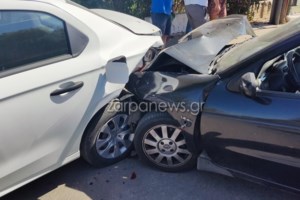 Απίστευτο τροχαίο στο Κιάτο: Αμάξι καρφώθηκε σε εκκλησία [εικονες - βίντεο] - εικόνα 2