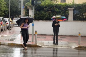 Πρόγνωση Αρναούτογλου: Χαλάει πάλι ο καιρός την Κυριακή - Δυνατές μπόρες και καταιγίδες