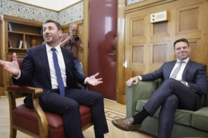 Αντιδράσεις για αμφιλεγόμενη δήλωση της Άννας Διαμαντοπούλου: "Εύχομαι σε 100 χρόνια να μην γίνει η Ευρώπη σκουρόχρωμη"