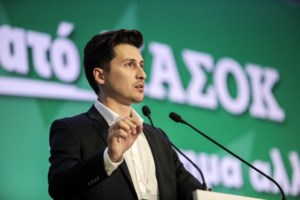 Στην αντεπίθεση η Γεννηματά: Εγώ δεν έφυγα από το ΠΑΣΟΚ να κάνω κόμμα