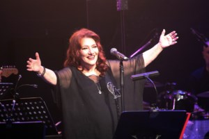 Θρήνος για την Ελένη Βιτάλη, έχασε τον αδερφό της: "Ξεψύχησες στα χέρια μου, του Χριστού τα πάθη πέρασες καρδιά μου"