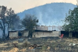 Υπό μερικό έλεγχο η φωτιά στην Αγία Σοφία Κυνουρίας