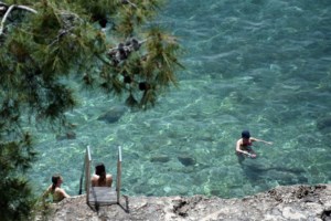 Σταϊκούρας για "κούρεμα" ενοικίων: Προς το παρόν φαίνεται πως θα είναι ο τελευταίος μήνας του μέτρου