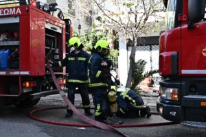 Ξέσπασε φωτιά στο Μαρκόπουλο - Επιχειρεί ελικόπτερο