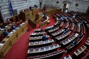 Στουρνάρας: Υφεση 6% το βασικό σενάριο για φέτος - Θα υπάρχει αβεβαιότητα όσο δεν υπάρχει εμβόλιο